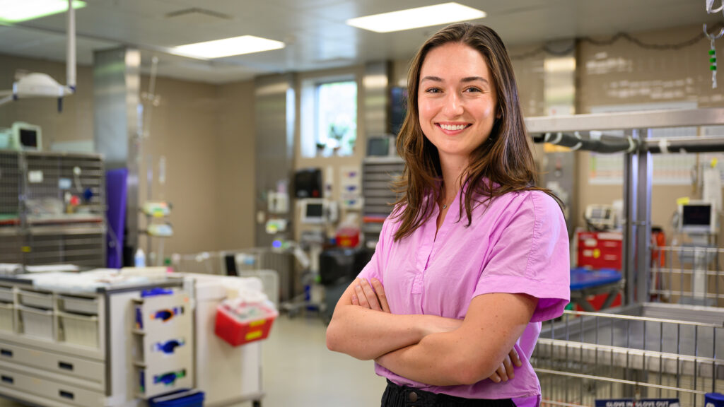 Dr. Sarah Saylor, currently a small animal surgery resident, was the first to see Leo when he arrived at the NC State Veterinary Hospital in April. She found a head wound while examining him and quickly ordered imaging that revealed a serious brain abscess.
